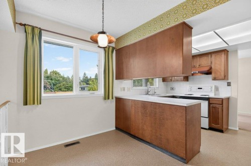 14316 59 Avenue Nw, Edmonton, AB 