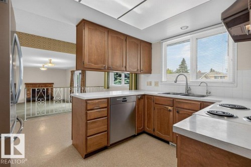 14316 59 Avenue Nw, Edmonton, AB 