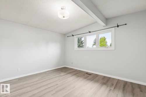 9312 151 Avenue Nw, Edmonton, AB 