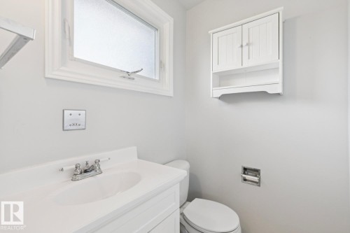 9312 151 Avenue Nw, Edmonton, AB 