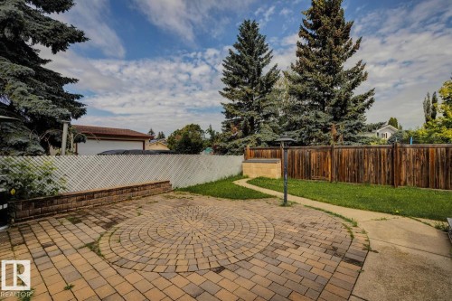9312 151 Avenue Nw, Edmonton, AB 