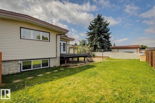 9312 151 Avenue Nw, Edmonton, AB 