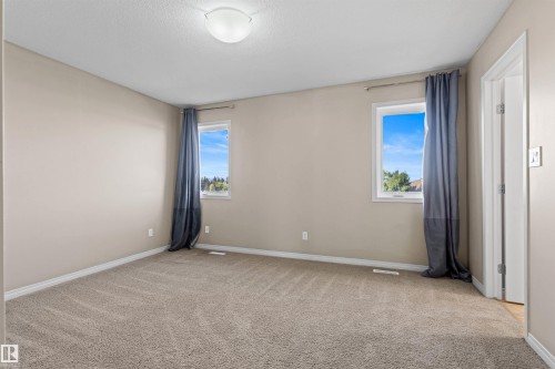 #30 9904 101 Av, Morinville, AB 