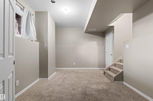 #30 9904 101 Av, Morinville, AB 
