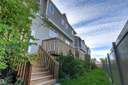 #30 9904 101 Av, Morinville, AB 