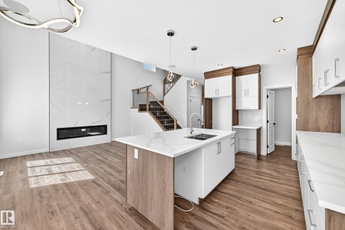 19 Teakwood Terrace, Spruce Grove, AB 