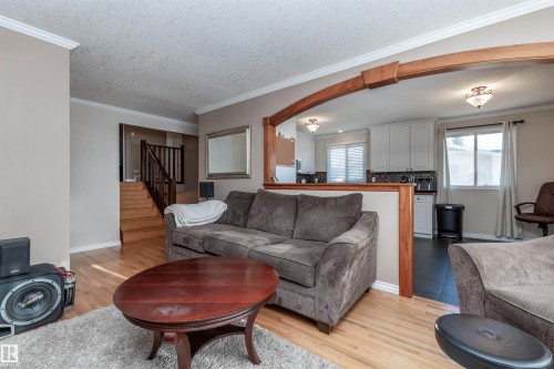 4406 50A Avenue, Beaumont, AB 