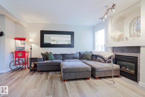 8 Belfry Fairway Crescent, Stony Plain, AB 