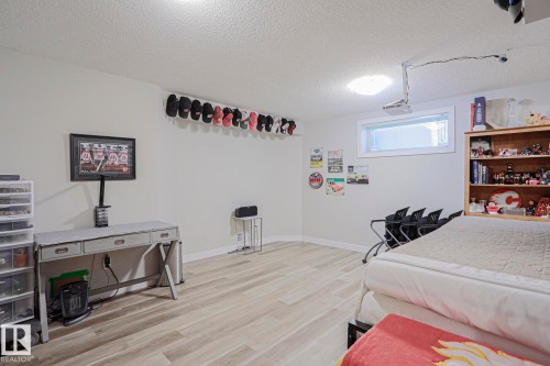 8 Belfry Fairway Crescent, Stony Plain, AB 