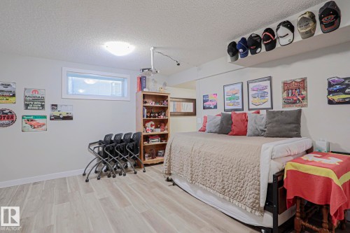 8 Belfry Fairway Crescent, Stony Plain, AB 
