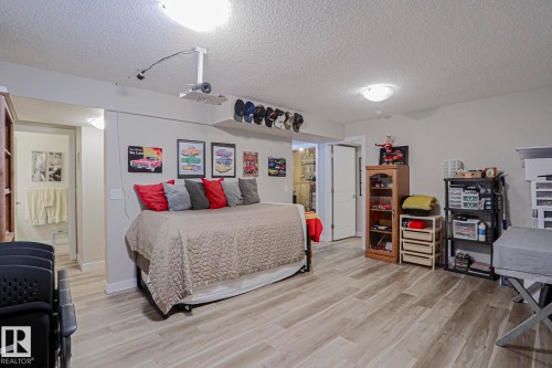 8 Belfry Fairway Crescent, Stony Plain, AB 