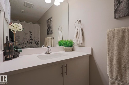 8 Belfry Fairway Crescent, Stony Plain, AB 