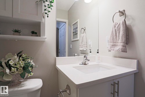 8 Belfry Fairway Crescent, Stony Plain, AB 