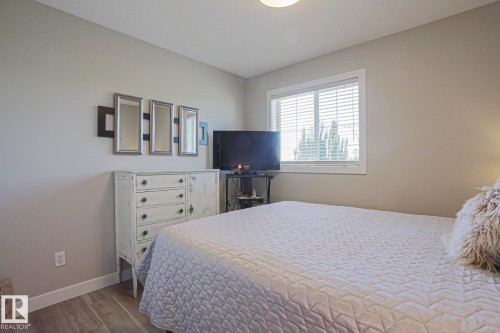 8 Belfry Fairway Crescent, Stony Plain, AB 