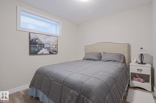 8 Belfry Fairway Crescent, Stony Plain, AB 