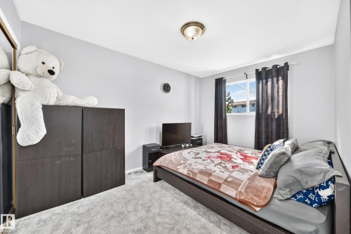 12209 134B Avenue Nw, Edmonton, AB 