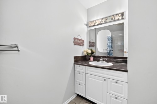 12209 134B Avenue Nw, Edmonton, AB 