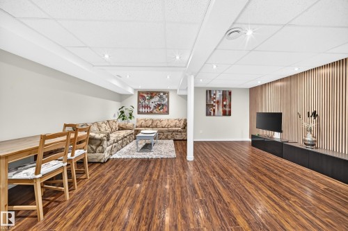 12209 134B Avenue Nw, Edmonton, AB 