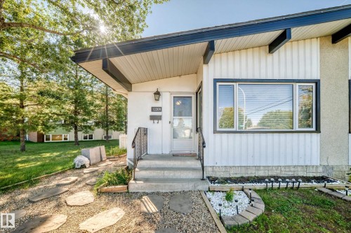 12209 134B Avenue Nw, Edmonton, AB 