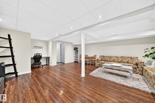 12209 134B Avenue Nw, Edmonton, AB 