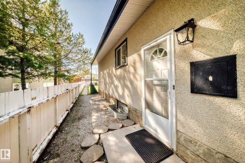 12209 134B Avenue Nw, Edmonton, AB 