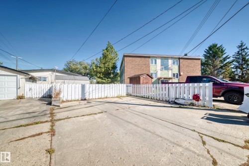12209 134B Avenue Nw, Edmonton, AB 