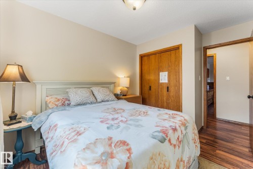 9504 139 Avenue Nw, Edmonton, AB 