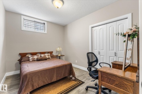 9504 139 Avenue Nw, Edmonton, AB 