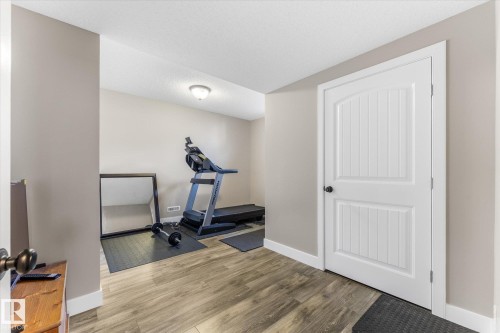 9504 139 Avenue Nw, Edmonton, AB 