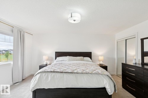 1320 162 Street Sw, Edmonton, AB 