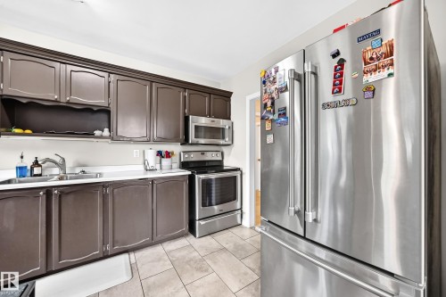 11524 133 Street Nw, Edmonton, AB 