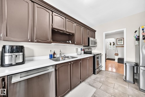 11524 133 Street Nw, Edmonton, AB 