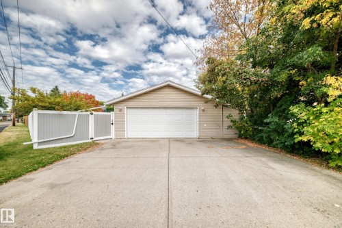 11524 133 Street Nw, Edmonton, AB 