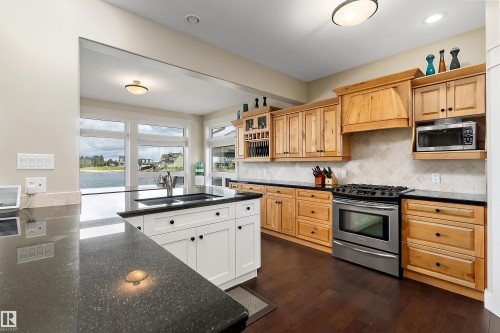 36 Sunset Harbour, Rural Wetaskiwin County, AB 