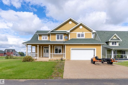 36 Sunset Harbour, Rural Wetaskiwin County, AB 