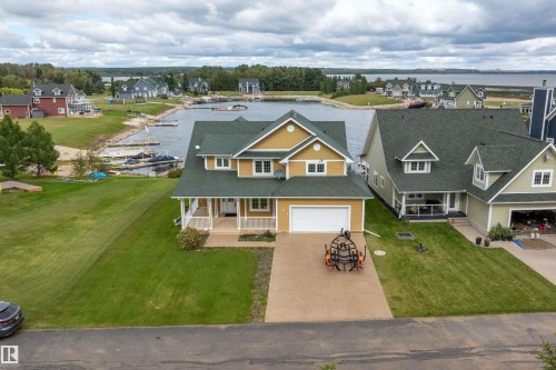36 Sunset Harbour, Rural Wetaskiwin County, AB 