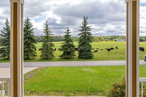 36 Sunset Harbour, Rural Wetaskiwin County, AB 