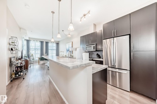#216 10531 117 St Nw, Edmonton, AB 