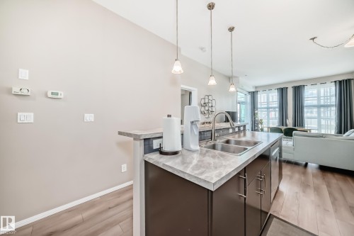 #216 10531 117 St Nw, Edmonton, AB 