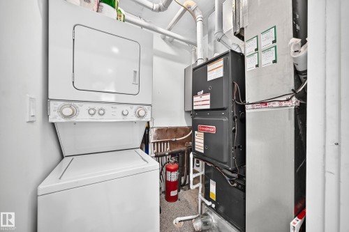 Stacked washer and dryer unit - Garden Suite - 12045 64 Street Nw, Edmonton, AB 