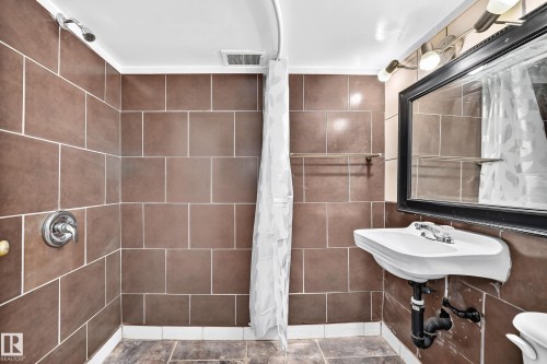 3 Piece Bathroom in Basement - 12045 64 Street Nw, Edmonton, AB 