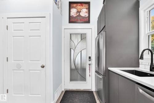 Entry Door to Garden Suite - 12045 64 Street Nw, Edmonton, AB 