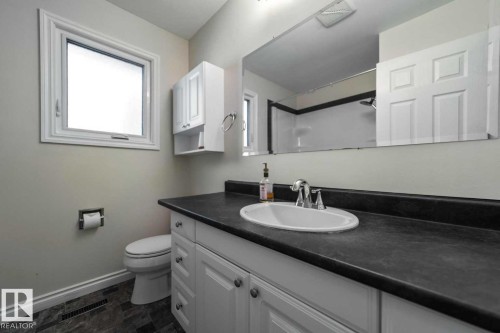 6218 34A Avenue Nw, Edmonton, AB 