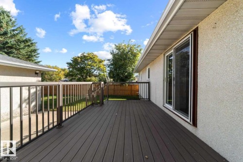 6218 34A Avenue Nw, Edmonton, AB 