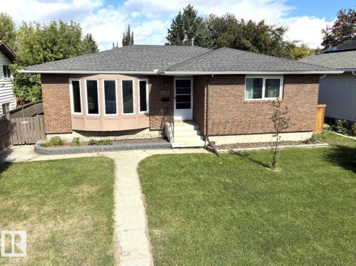 6218 34A Avenue Nw, Edmonton, AB 