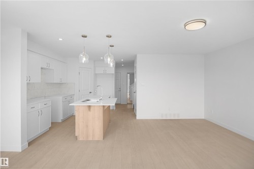 18822 29 Avenue Nw, Edmonton, AB 