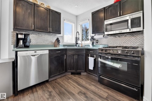 251 River Point(E) Nw, Edmonton, AB 