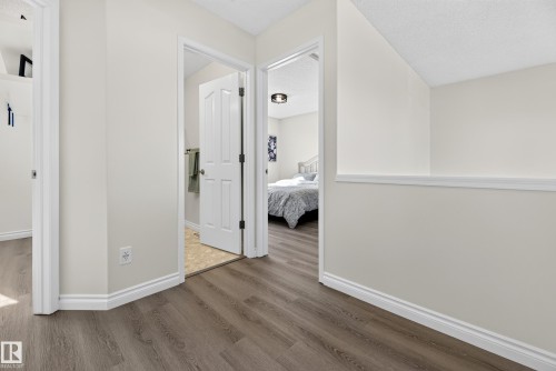 251 River Point(E) Nw, Edmonton, AB 