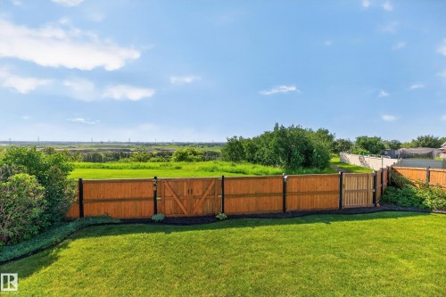 251 River Point(E) Nw, Edmonton, AB 