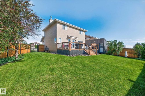 251 River Point(E) Nw, Edmonton, AB 